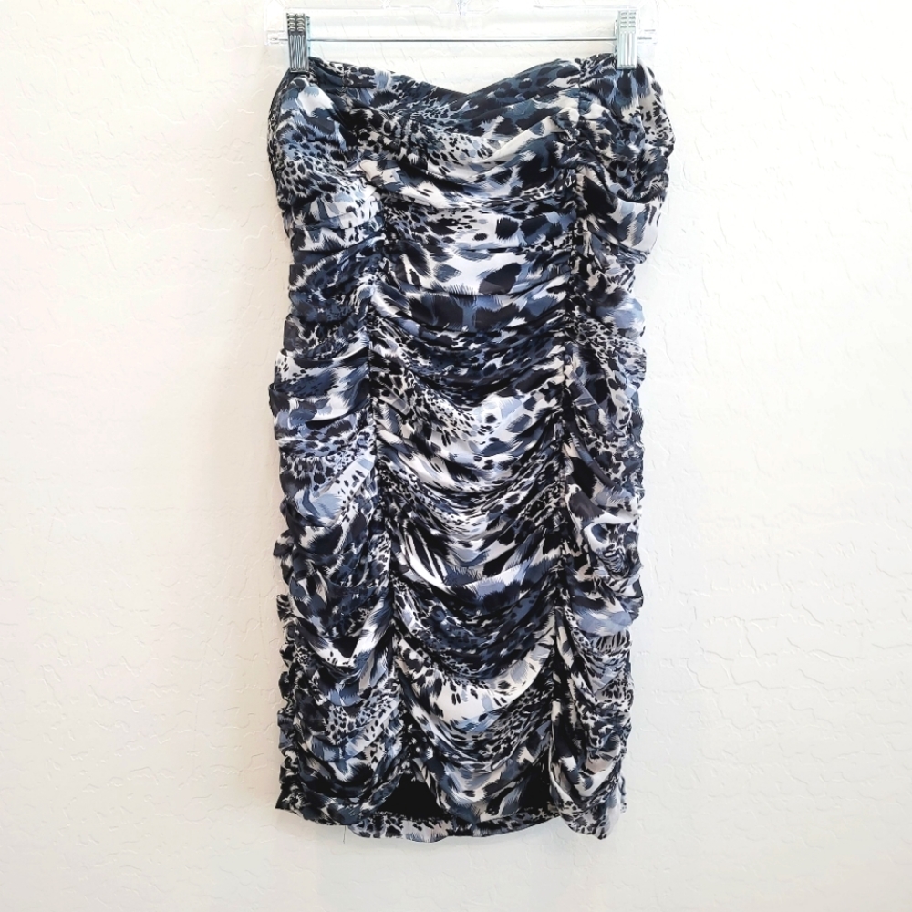 💕 Charlotte Russe Gray Animal Print Strapless Mini Dress Women's Size Large